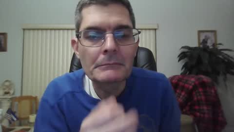 Snapshot of hunkmasclefad458 chatting on January 11, 4:48 am hunkmasclefad458 online show from January 11, 4:48 am