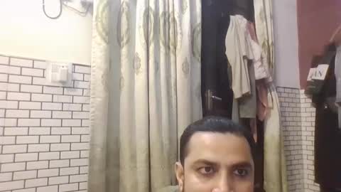 hunkster102 online show from March 26, 1:38 pm