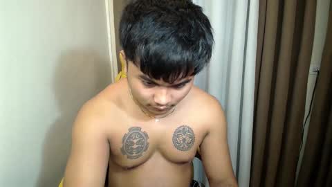 Snapshot of hunkyzeus chatting on June 4, 4:35 pm hunkyzeus online show from June 4, 4:35 pm