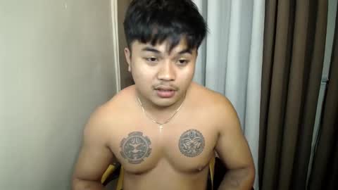 Snapshot of hunkyzeus chatting on June 6, 1:38 pm hunkyzeus online show from June 6, 1:38 pm