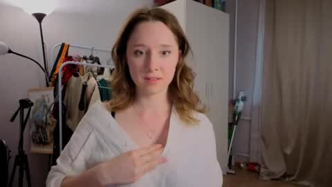 Ines online show from May 21, 5:31 pm