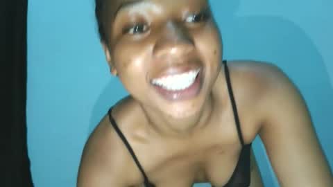 hunsweetpie online show from February 3, 9:03 am