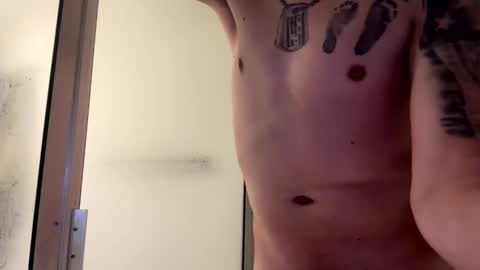 Snapshot of hunter301775 chatting on January 11, 3:50 pm Hunter online show from January 11, 3:50 pm