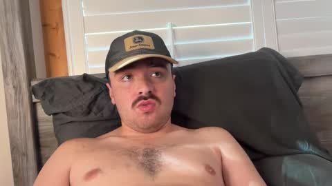 Snapshot of hunterbentleyy chatting on September 29, 10:36 pm Hunter online show from September 29, 10:36 pm