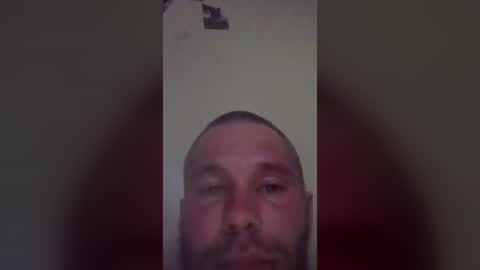 Snapshot of huntertyler393 chatting on June 28, 7:47 am huntertyler393 online show from June 28, 7:47 am