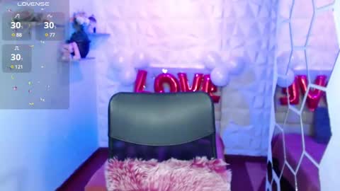 Snapshot of hurremcan_ chatting on February 12, 12:55 pm Hurrem online show from February 12, 12:55 pm