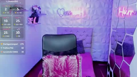 Snapshot of hurremcan_ chatting on March 5, 7:17 pm Hurrem online show from March 5, 7:17 pm