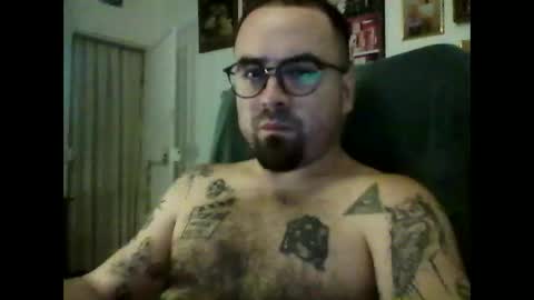 Snapshot of hurtadodirector chatting on March 10, 6:40 am hurtadodirector online show from March 10, 6:40 am