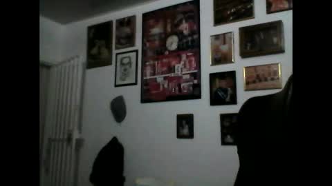 Snapshot of hurtadodirector chatting on April 2, 5:16 am hurtadodirector online show from April 2, 5:16 am