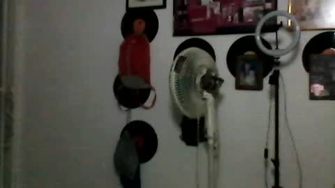 Snapshot of hurtadodirector chatting on July 28, 3:13 am hurtadodirector online show from July 28, 3:13 am