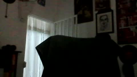Snapshot of hurtadodirector chatting on August 4, 2:15 am hurtadodirector online show from August 4, 2:15 am
