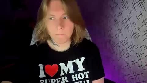 hurtqqq online show from May 20, 5:52 pm