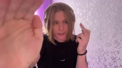 hurtqqq online show from May 30, 2:03 pm