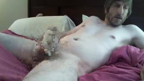 husbandmaterial_xxx online show from December 3, 9:13 pm