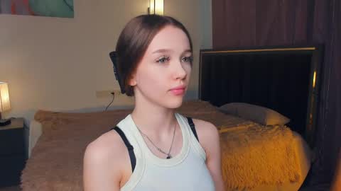 Lily online show from May 23, 7:24 am