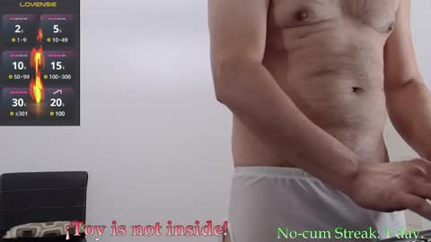 Snapshot of hxmister chatting on March 7, 5:38 pm Andrew online show from March 7, 5:38 pm