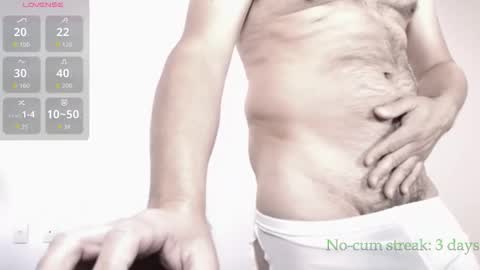 Snapshot of hxmister chatting on December 18, 6:58 pm Andrew online show from December 18, 6:58 pm