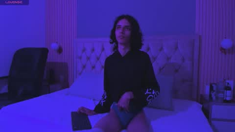 Snapshot of hxxyro chatting on March 2, 7:21 pm hxxyro online show from March 2, 7:21 pm