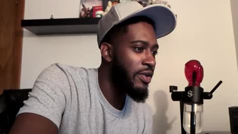 Snapshot of hydroblack chatting on September 25, 5:33 am HydroBlack online show from September 25, 5:33 am