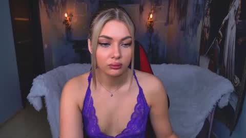 hyileyclark online show from March 5, 12:56 pm