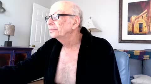 Snapshot of i12cuu12c2 chatting on October 11, 1:53 pm i12cuu12c2 online show from October 11, 1:53 pm