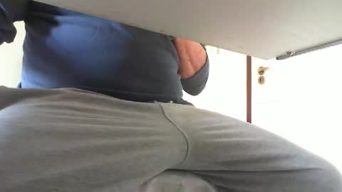 i_am_curious_ online show from April 8, 3:12 pm