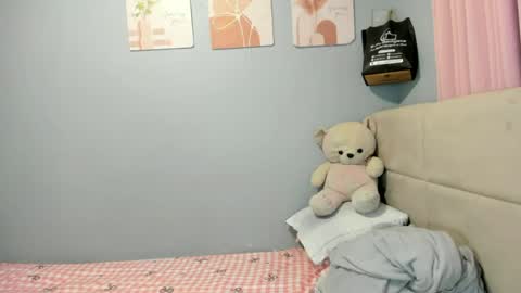 Snapshot of i_can_do_both chatting on June 24, 5:12 pm jek online show from June 24, 5:12 pm