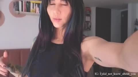 Snapshot of i_cant_believe_its_you chatting on February 9, 9:08 pm Lana Banana online show from February 9, 9:08 pm