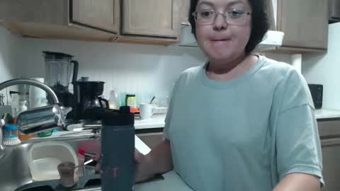 ShortStuff online show from March 19, 4:22 pm