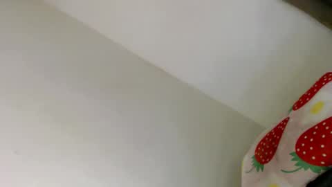 Snapshot of i_love_eula chatting on December 6, 10:19 pm cant get you out of my head online show from December 6, 10:19 pm