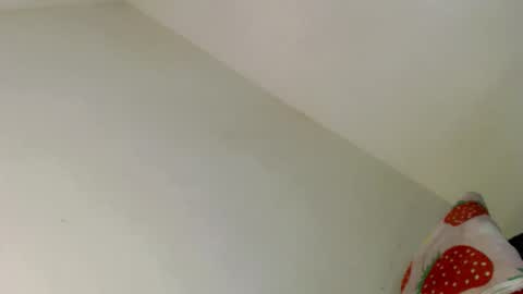 Snapshot of i_love_eula chatting on December 12, 9:26 pm cant get you out of my head online show from December 12, 9:26 pm