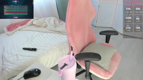 Snapshot of i_want_you_eva chatting on March 10, 10:59 am HiI am EvaPVT is open online show from March 10, 10:59 am