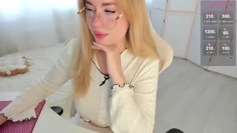 Snapshot of i_want_you_eva chatting on September 11, 10:59 am HiI am EvaPVT is open online show from September 11, 10:59 am