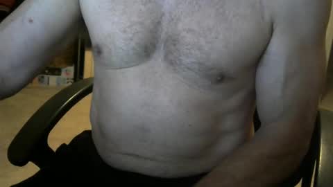 Snapshot of i_was_a_shy_dad chatting on May 2, 1:16 pm i_was_a_shy_dad online show from May 2, 1:16 pm