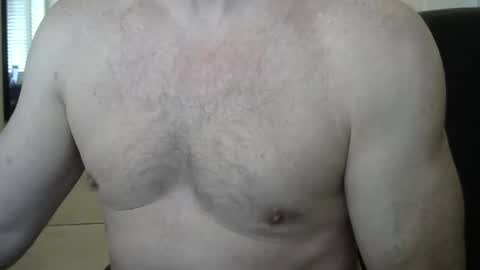 Snapshot of i_was_a_shy_dad chatting on May 13, 12:08 am i_was_a_shy_dad online show from May 13, 12:08 am
