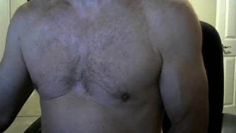 Snapshot of i_was_a_shy_dad chatting on June 18, 12:20 pm i_was_a_shy_dad online show from June 18, 12:20 pm