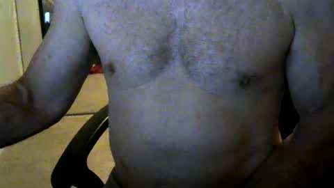 Snapshot of i_was_a_shy_dad chatting on June 22, 12:13 pm i_was_a_shy_dad online show from June 22, 12:13 pm