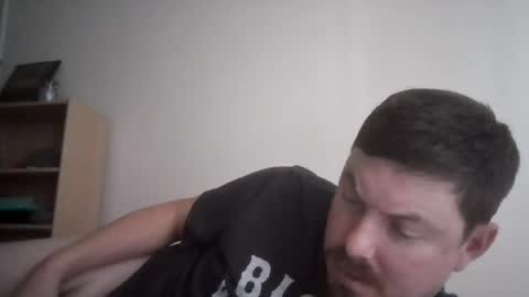 iaguy0587 online show from July 8, 9:08 pm