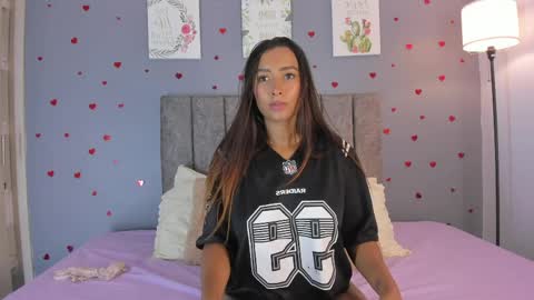 Alanna online show from May 25, 12:11 pm