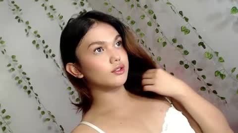 iam_emcy online show from July 15, 7:02 am