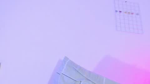 Snapshot of iam_luisa chatting on December 3, 6:48 am Your favorite IAM LUISA online show from December 3, 6:48 am