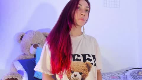 Snapshot of iam_luisa chatting on January 10, 6:20 am Your favorite IAM LUISA online show from January 10, 6:20 am