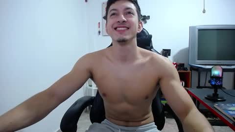 iam_yourbabyprincess_xd online show from October 25, 8:47 pm