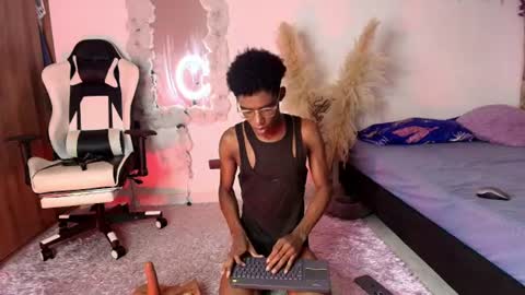 iamandrey_ online show from July 7, 1:19 am