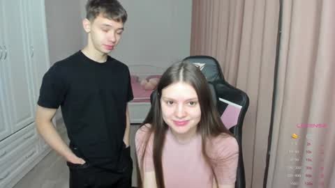 Cassie  STREAMS HERE EVERYDAY online show from January 1, 3:34 am