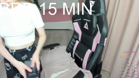 Cassie  STREAMS HERE EVERYDAY online show from January 10, 6:49 pm