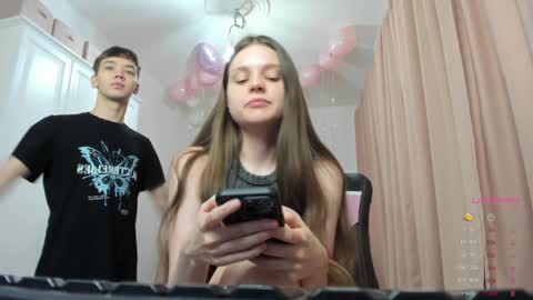 Cassie  STREAMS HERE EVERYDAY online show from January 14, 12:35 pm