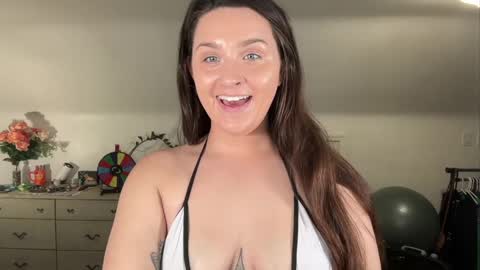 Crystal online show from April 17, 3:37 pm