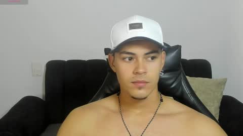 Dylan  independent model  online show from April 5, 2:25 pm