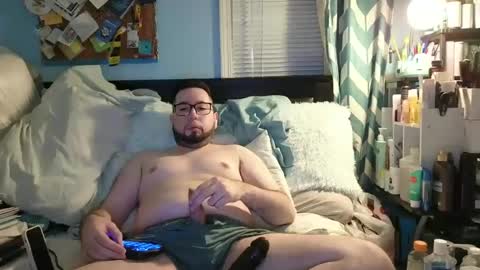 Snapshot of iamissac chatting on December 29, 9:06 am IAmIssac - Issac Dimitri online show from December 29, 9:06 am